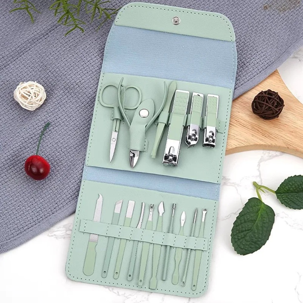 Ein Muss für zu Hause, ein 16- – Nail Care Kit Mens Bewertung und Preis
